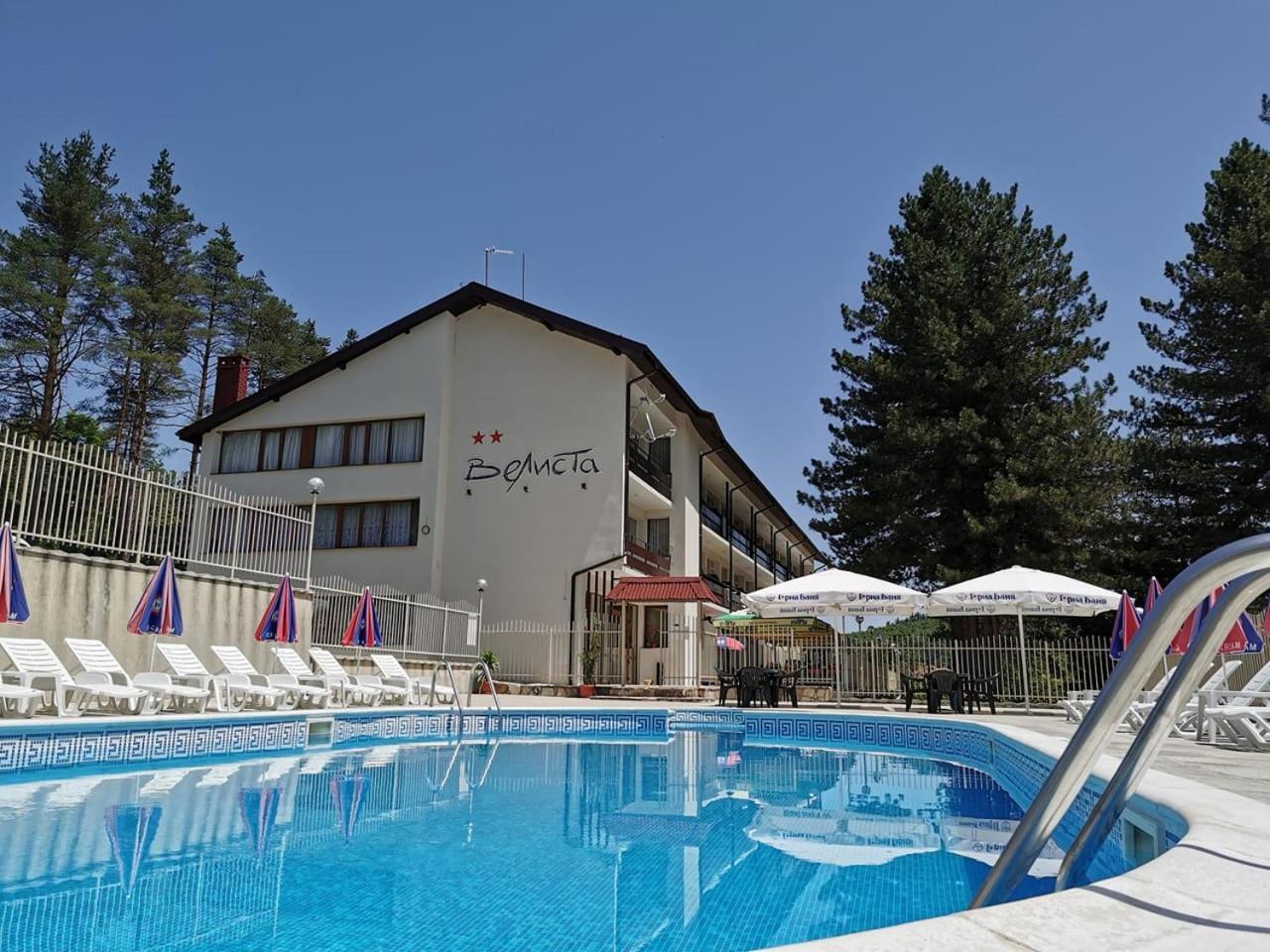 Hotel Velista Voneshta Voda Buitenkant foto