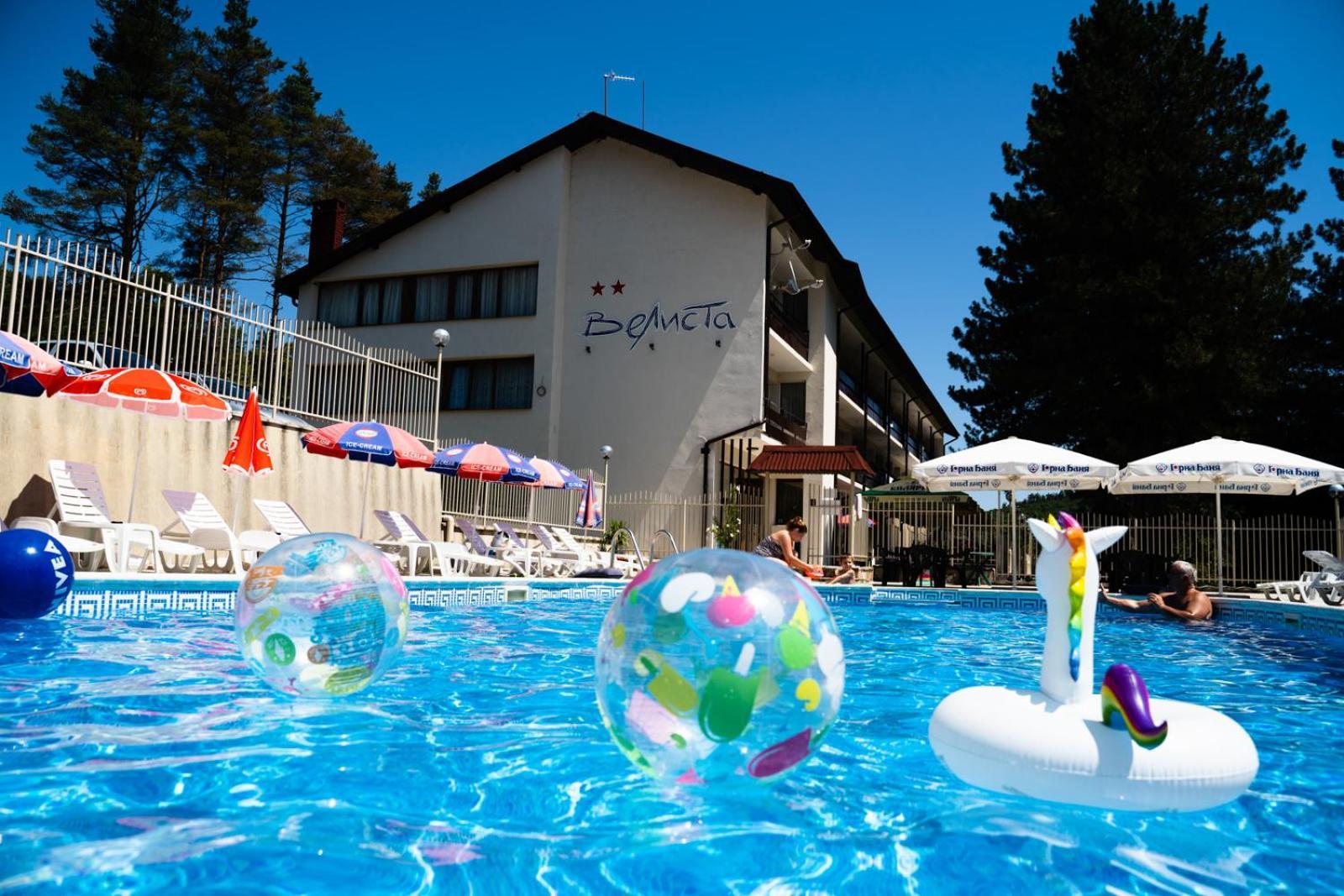 Hotel Velista Voneshta Voda Buitenkant foto