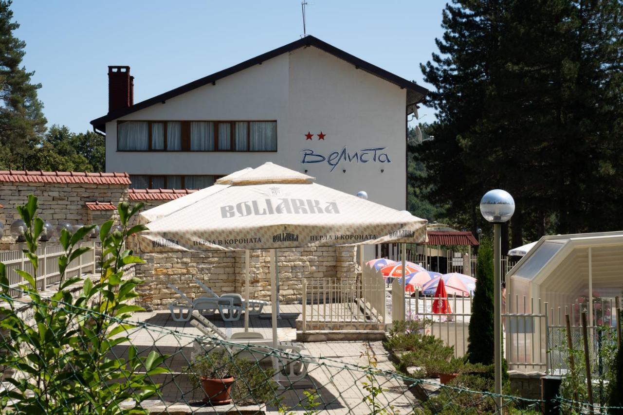 Hotel Velista Voneshta Voda Buitenkant foto